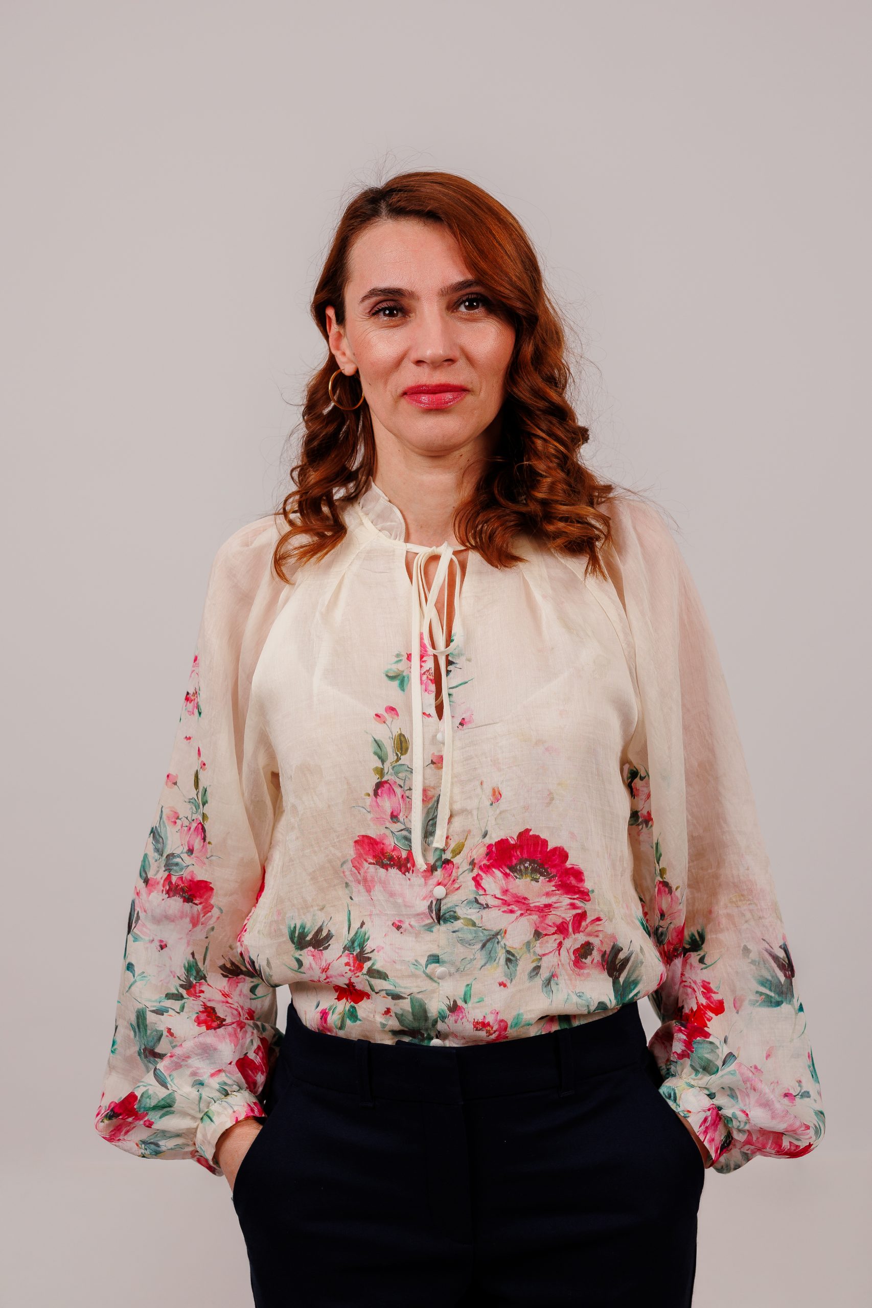 OPRISA ELENA